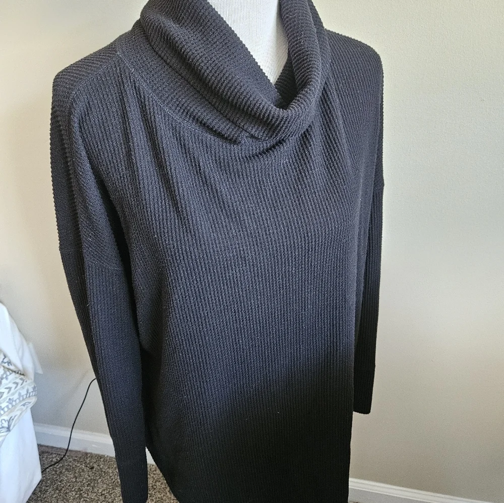 Time & True Waffle Knit Plus Size Cowl Neck Long Sleeve Top Size 16/18